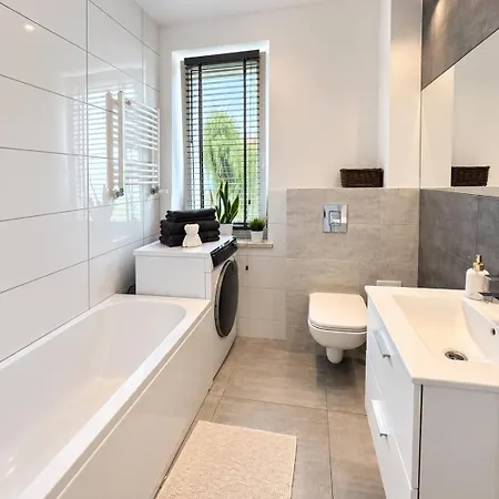Modrzewia Apartment *
